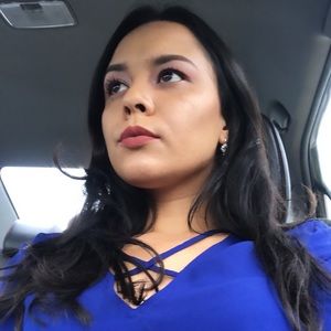 Meet your Posher, Nicole